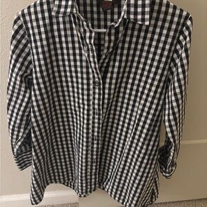 Black and White Pleats Collection Checkered Button-Up Shirt Size M